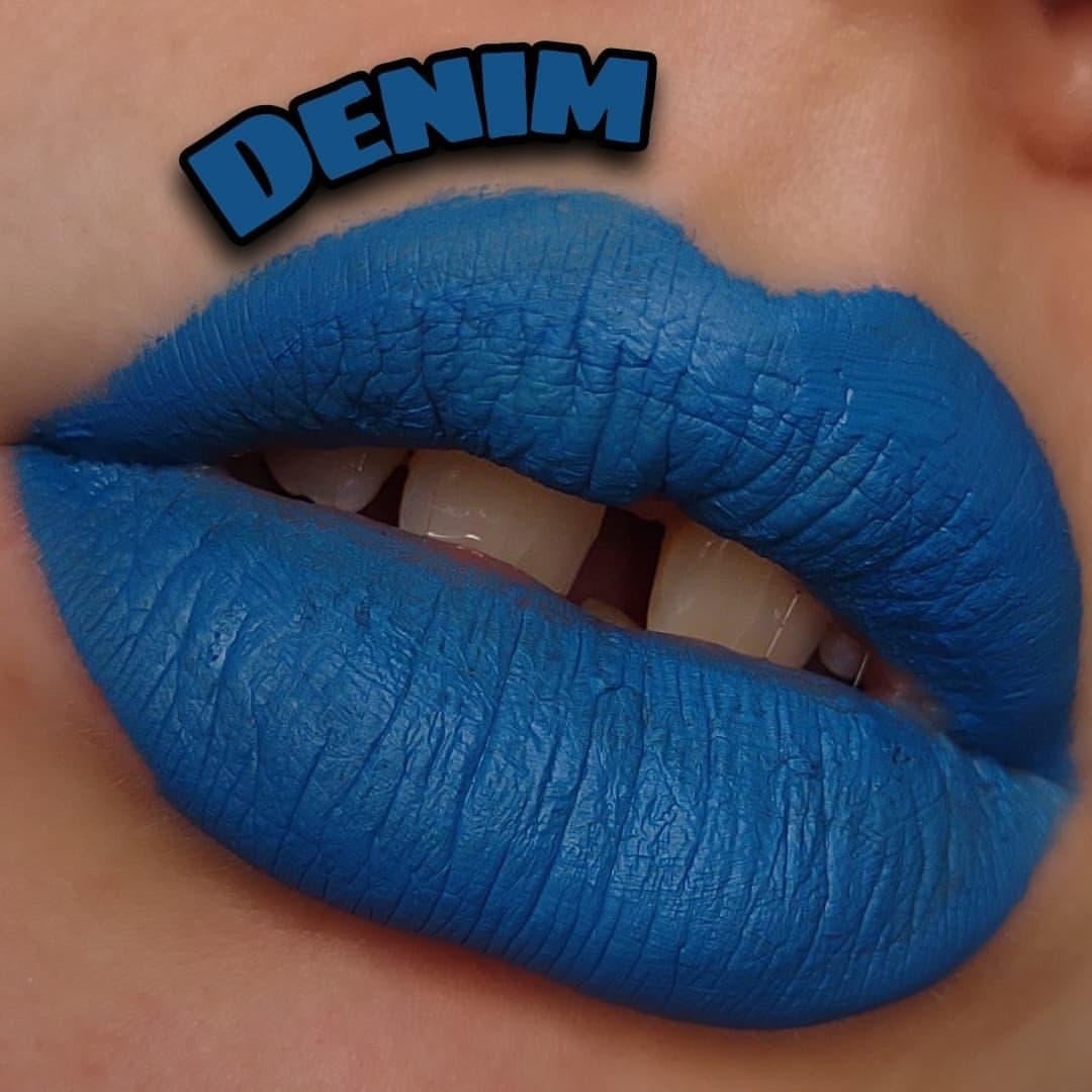 Bright blue liquid best sale lipstick